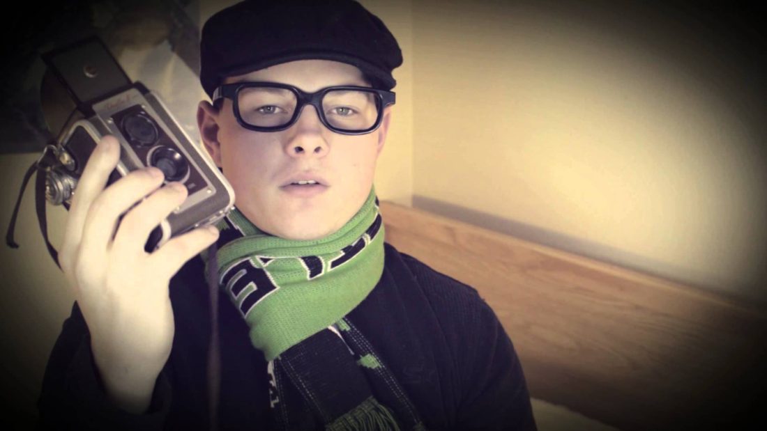 Guy On Facebook Who Thinks He's A DJ Also Thinks He's A Photographer