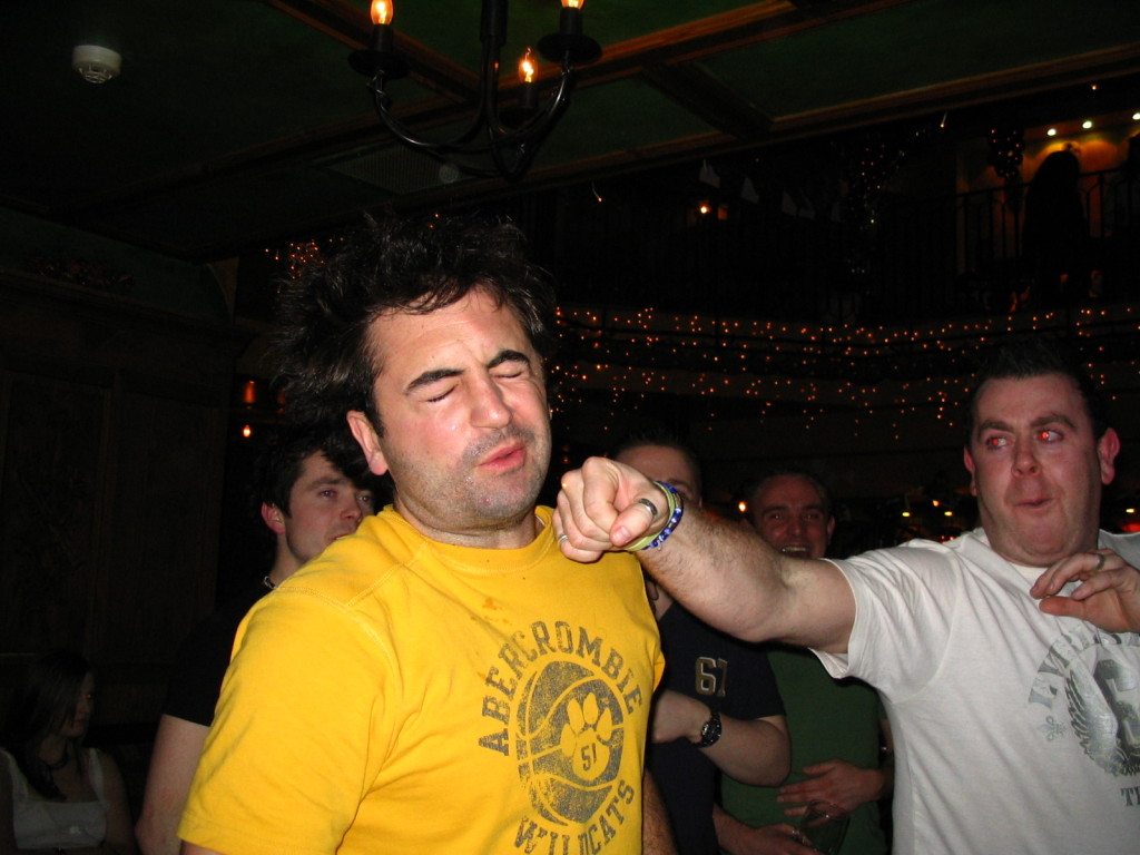 Shuffler Breaks Jaw After Shuffling Directly Into Waiting Fist