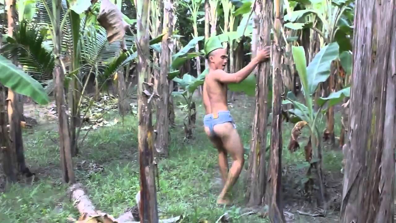 Man Talking To Tree Says Ket Is Shit