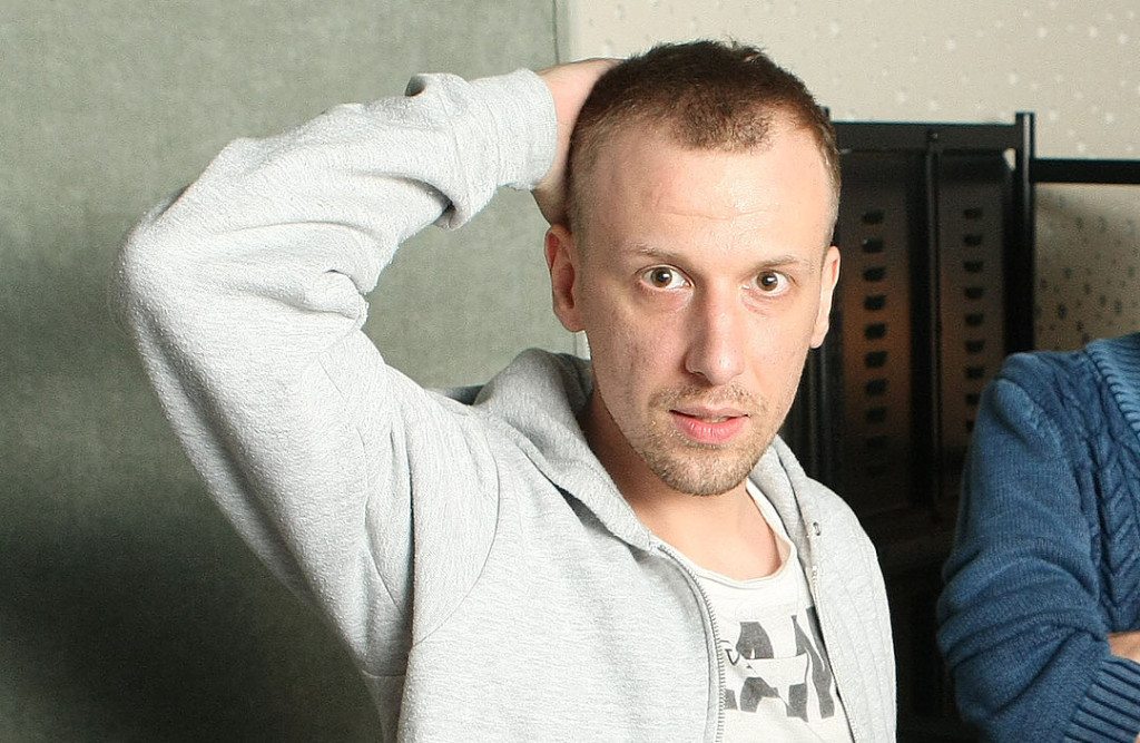 Mixing Sorry DJs Apologising