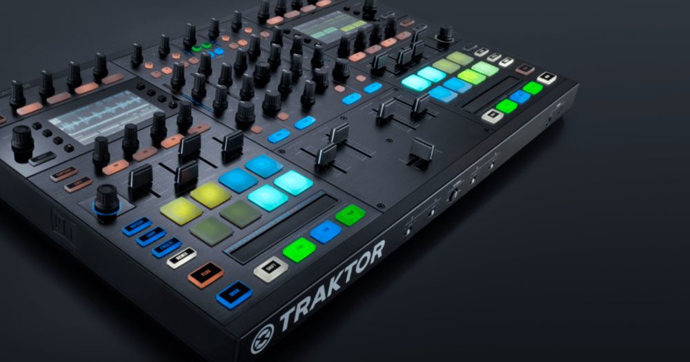 Nativ Instrument Traktor Kontrol S8 Time Travel Doc Brown